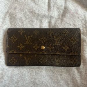 Authentic Louis Vuitton Monogram Portefeiulle Sarah Long Bifold Wallet
